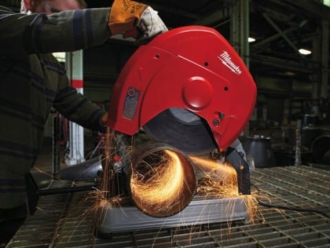 Milwaukee Piła Przecinarka do metalu 2300W
