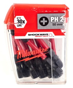 ZESTAW BITÓW MILWAUKEE BIT SHOCKWAVE PH2 50 MM -10 SZT 